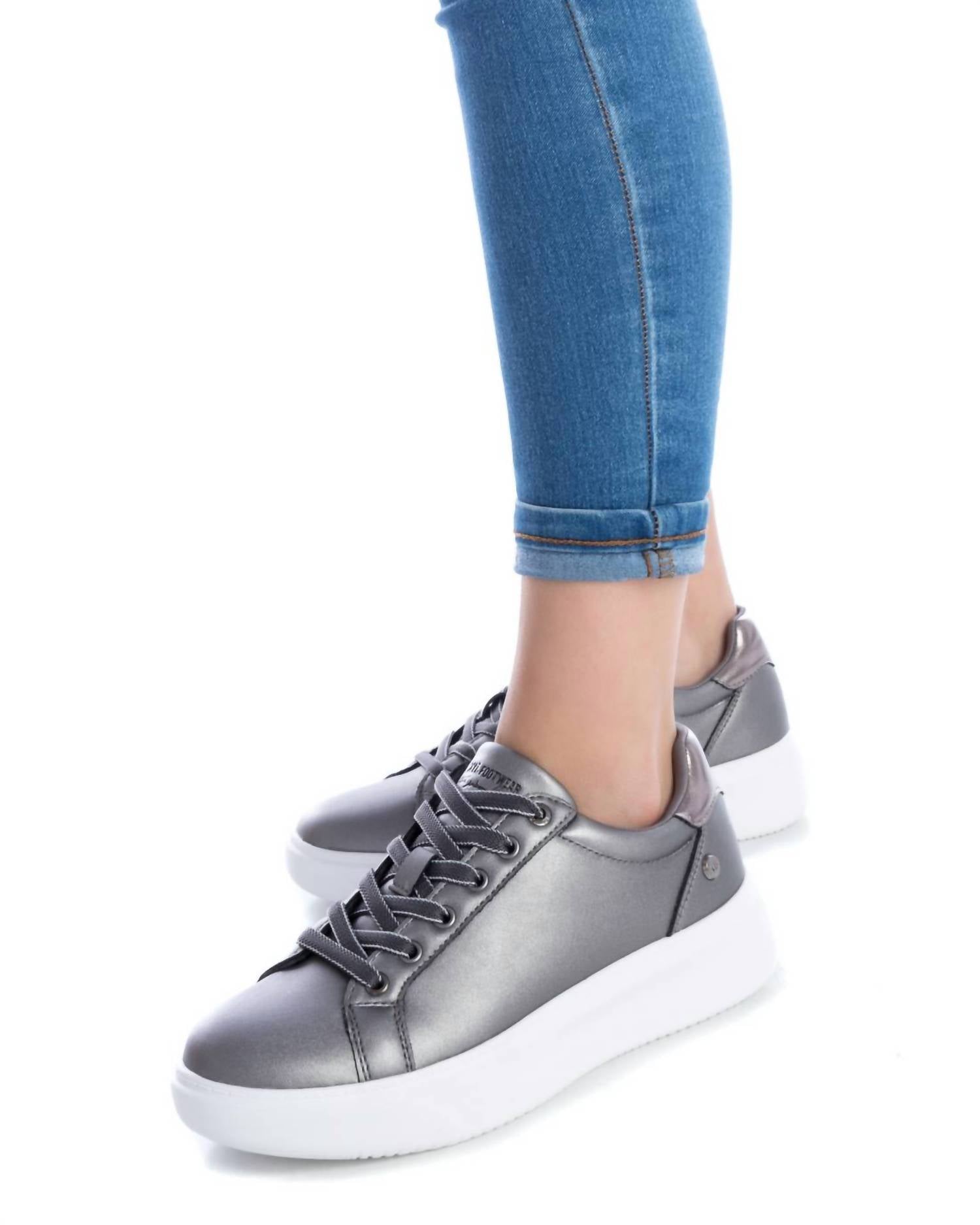 2479811e-b9a1-4bbb-8438-6cabacb9ecb0-upscale_15k-1500x1500-70 Xti - Women's Casual Sneakers - Image 1