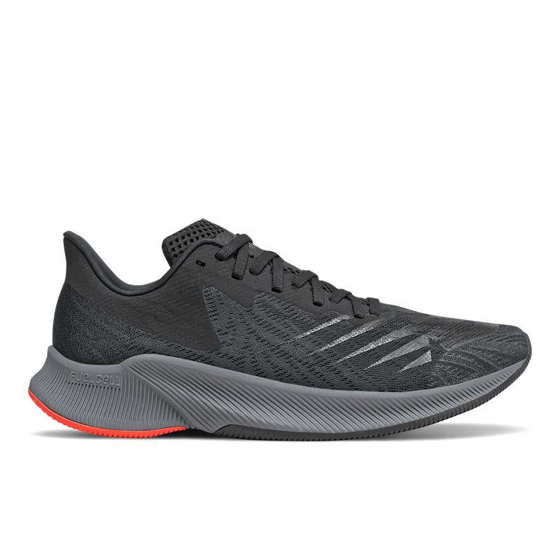 31931-BLACKLEAD-l Men's New Balance FuelCell Prism - Image 1