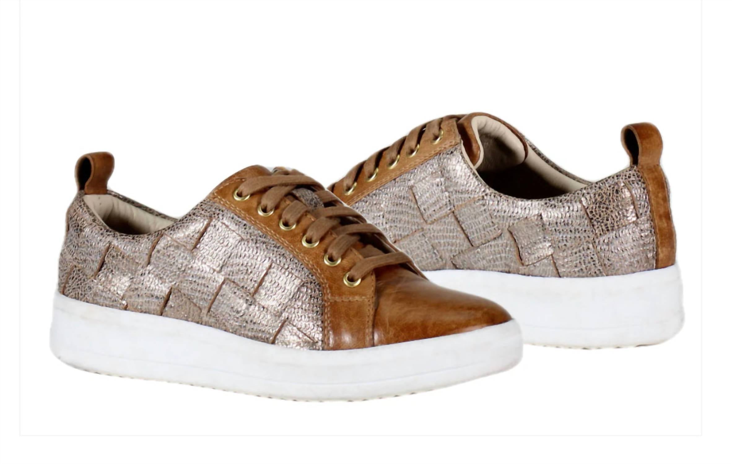6dbf2021-0a30-4889-b630-3a4265654308-upscale_15k-1500x1500-70 Diba True - Women's Yuli Ana Sneakers - Image 1