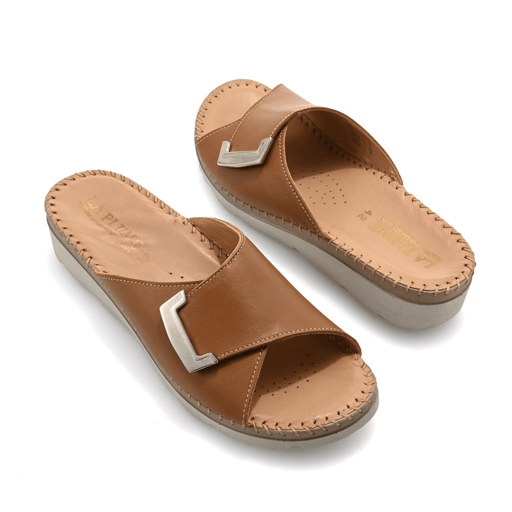 S475334-00170-15900 La Plume Agua Italian Made Leather Sandals - Image 1