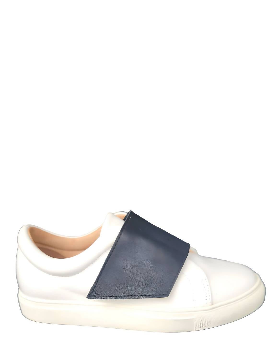ebbfff54-ec90-42b2-9ade-338254e57fe9-upscale_15k-1500x1500-70 All Black - Women's Nu Banded Sneaker - Image 1